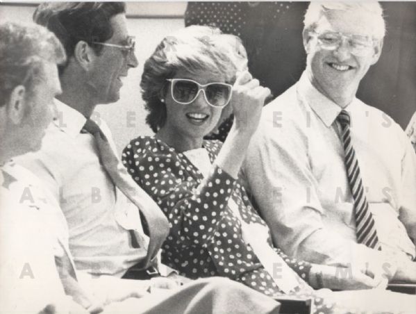 Princess Di and Charles anger cricket fans - 1987 Original Photo 