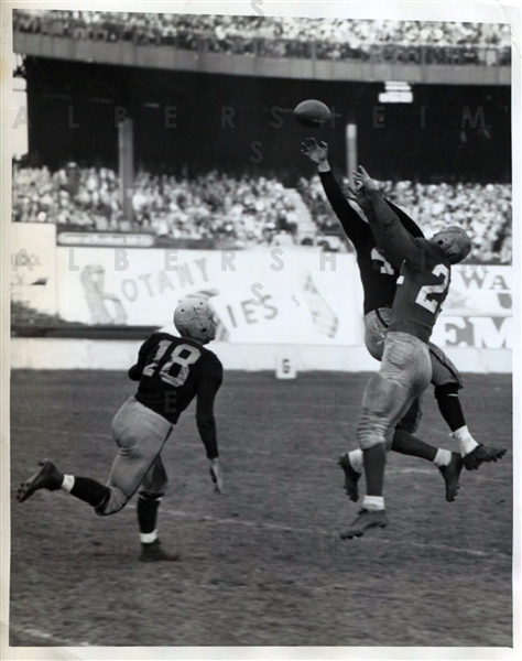 Steelers Giants Action Shot – Arnie Herber’s pass Deflected 1945 Original Photo