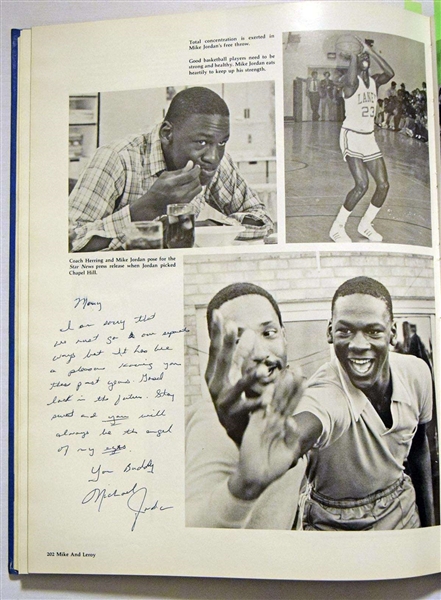 Michael Jordan Signed Autographed 1981 High School Yearbook – Senior Year PSA/DNA LOA