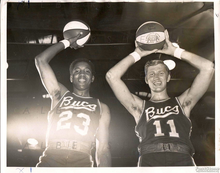 1968 ABA Basketball New Orleans Buccaneers  - Steve Jones & Ron Franz Original TYPE I photo