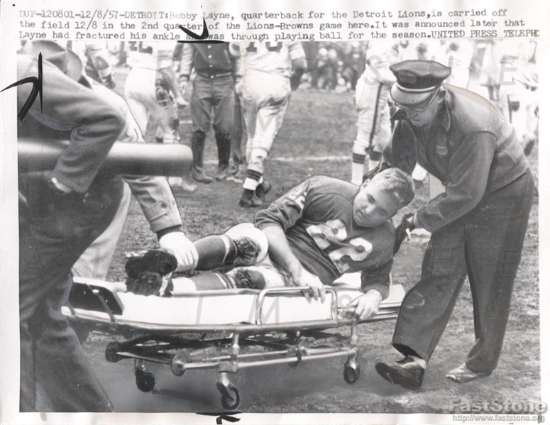  1957 Bobby Layne Detroit Lions HOF QB Carried off the Field Original UPI Wire Photo