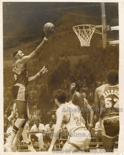 Wilt Chamberlain Floats Through the Air 1969-70 NBA Finals Lakers vs Knicks Original TYPE 1 photo