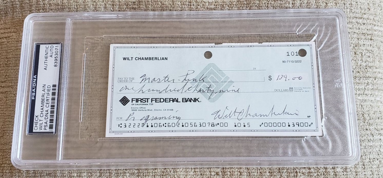 Wilt Chamberlain Signed AUTO personal check document Basketball HOF PSA/DNA