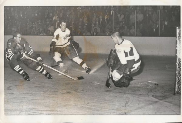 Terry Sawchuk trying to defend goal Original 1961 photo