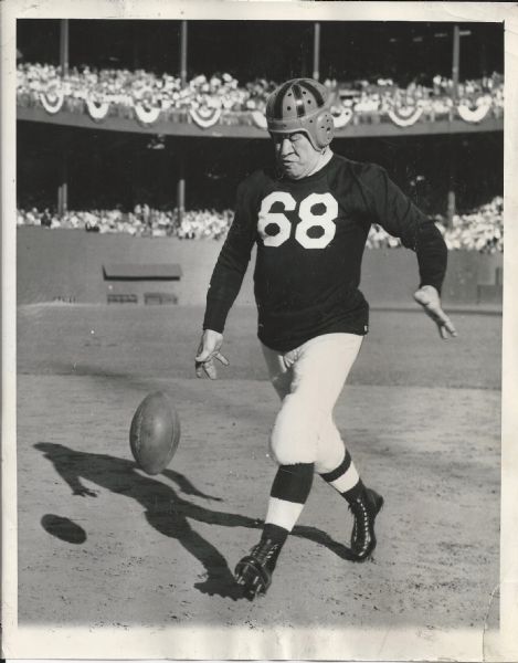 Jim Thorpe 1948 original wire photo in Football Uniform