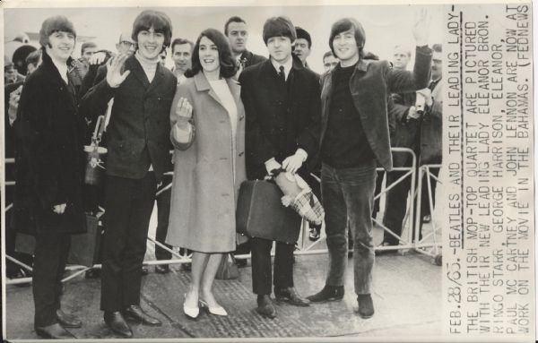 The  Beatles  and  their Leading Lady - Elanor Bron Rigby original 1965 Wire Photo