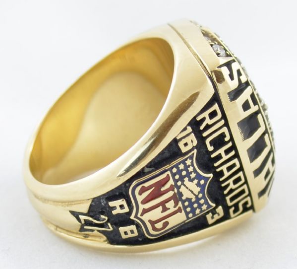 Lot Detail - Dallas Cowboys 1992 Super Bowl XXVII Champions 10K Gold Pendant
