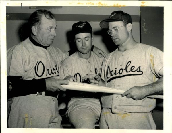 1954 Baltimore Orioles Clint Courtney Jimmy Dykes & Bob Kennedy original photo