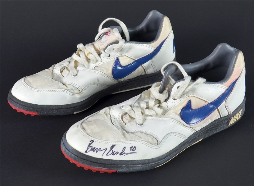 Lot Detail - Barry Sanders Game Used & Signed 1995 Pro Bowl Turf Shoes  (PSA/DNA & Photomatch)