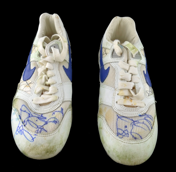 Michael Irvin Autographed Game Worn Cleats – Dallas Cowboys