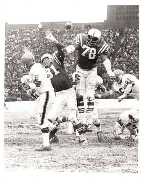 Bubba Smith Baltimore Colts vs Cleveland Browns late 60s original UPI photo