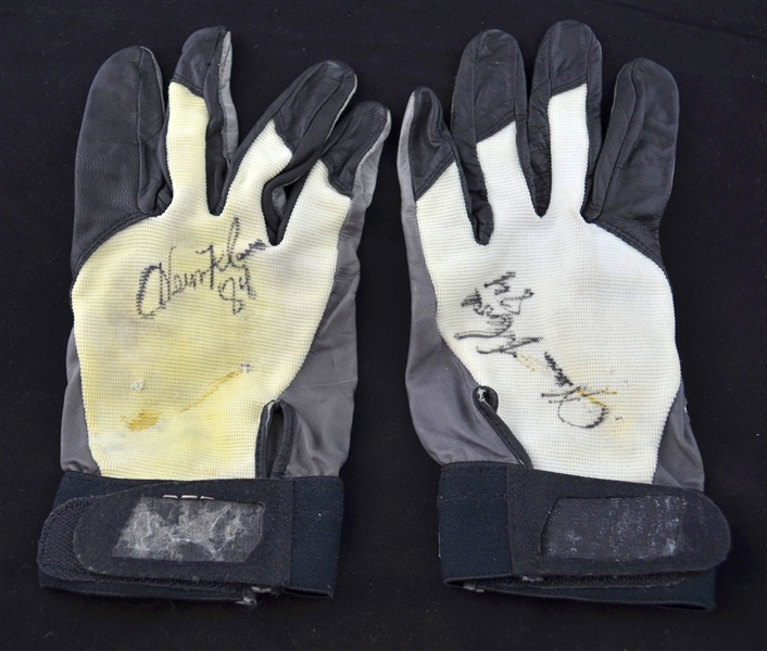 Herman Moore Detroit Lions Pro Bowl Worn Gloves – Photo Match