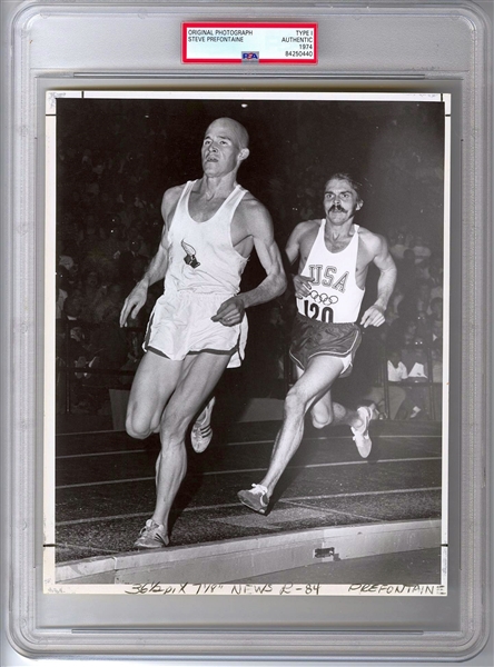 Steve Prefontaine Original TYPE 1 Photo 2000 Meter January 1974 – Crystal Clear -  PSA/DNA
