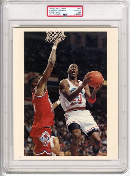 1991 NBA All-Star Game Michael Jordan vs. David Robinson Original Type 1 Photo PSA/DNA