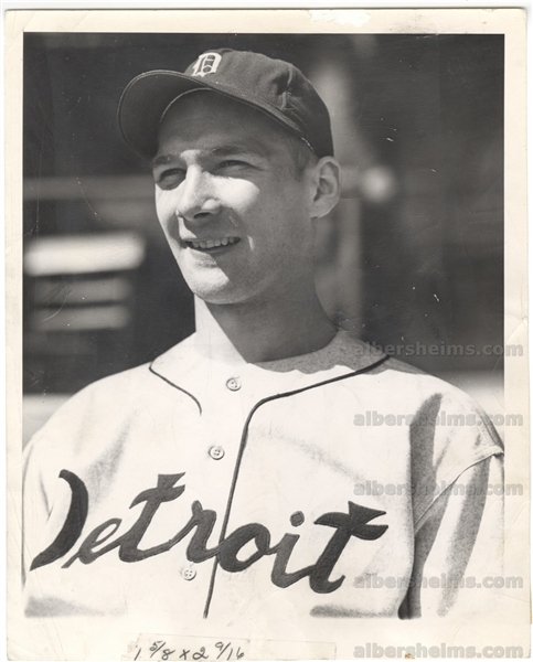 1945 Hal Newhouser Detroit Tigers Hall of Famer Original TYPE 1 photo PSA LOA