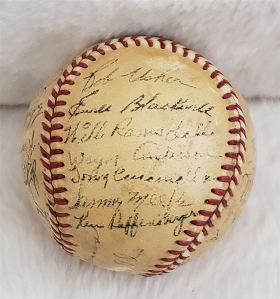 1951 Cincinnati Reds Team Signed AUTO baseball