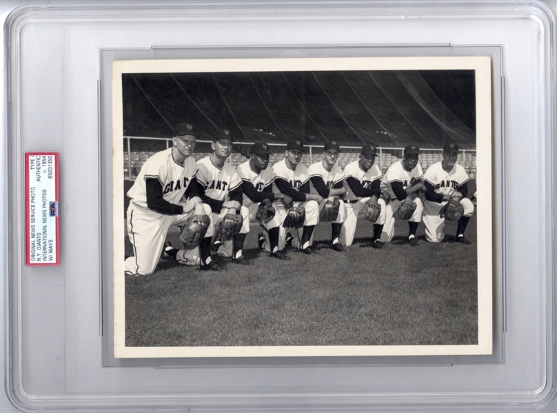 1954 NL Champions – NY Giants Open World Series with Willie Mays Original TYPE 1 Photo PSA/DNA LOA