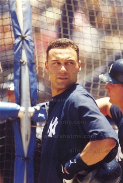  2002 Derek Jeter New York Yankees Baseball HOFer Original Snapshot Photo