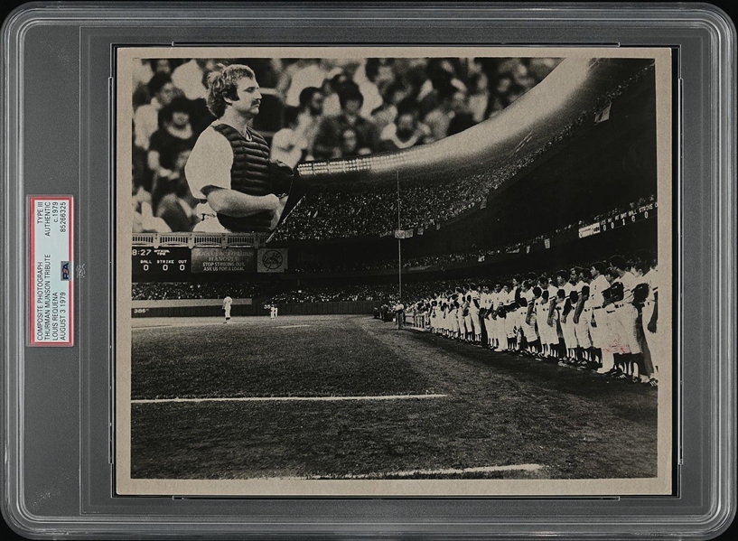 The Yankees Take a Moment of Silence to Honor Thurman Munson August 3, 1979 Original TYPE III Photo PSA/DNA