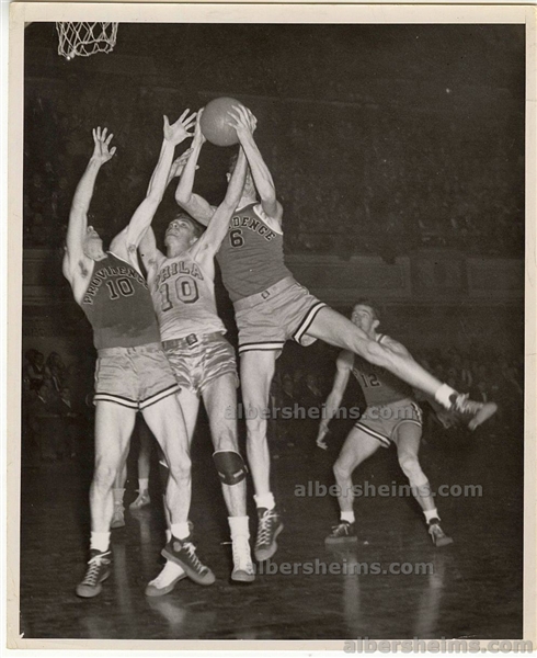 1948-49 Jumpin’ Joe Fulks Philadelphia Warriors vs Providence Steamrollers Original TYPE I Photo 