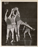 1948-49 Jumpin’ Joe Fulks Philadelphia Warriors vs Providence Steamrollers Original TYPE I Photo 