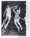 1962 NBA All-Star Game Elgin Baylor Stops Tom Heinsohn in his tracks Original Press Photo